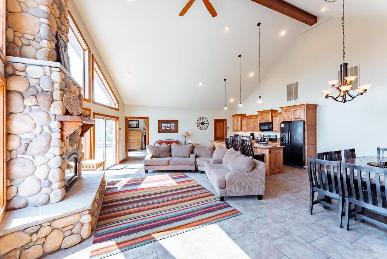 Zion Ponderosa Ranch Resort سبرينجديل المظهر الخارجي الصورة